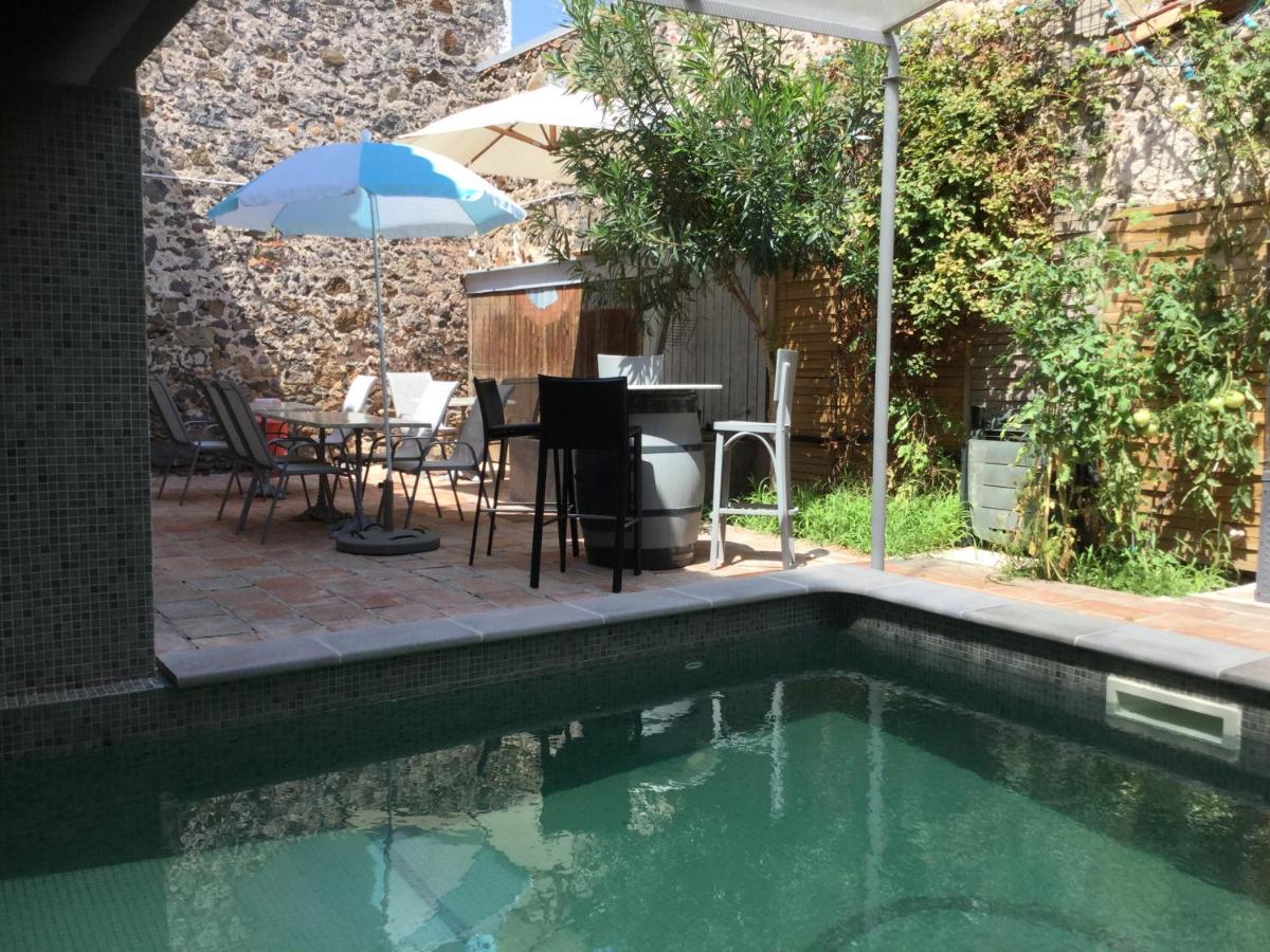 Castel&Letti Bed & Breakfast Agde Exterior photo